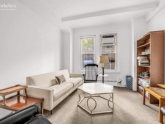 3rd image of 410 E 57th St #1A