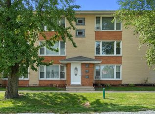 8751 W 79th St APT 5, Justice, IL 60458