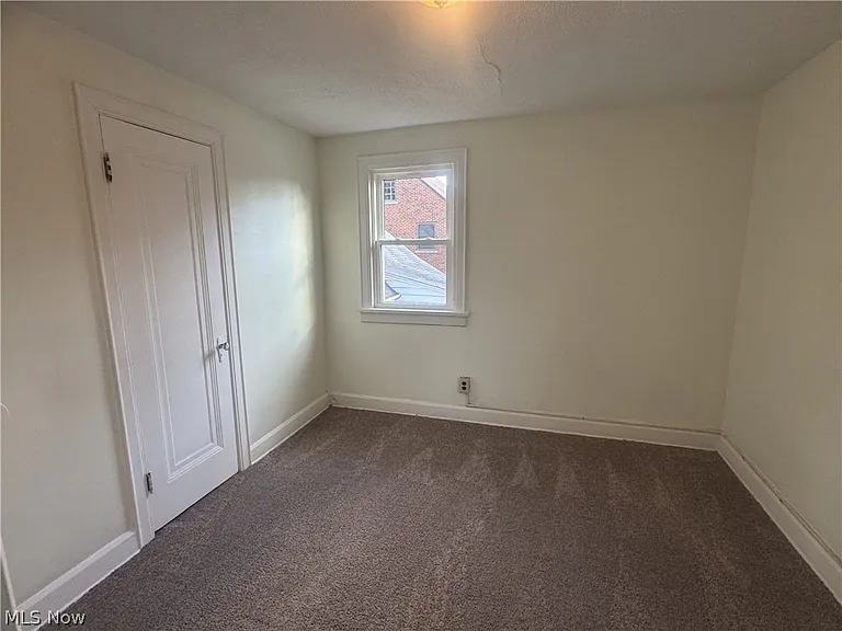 4058 Ardmore Rd — Photo 13