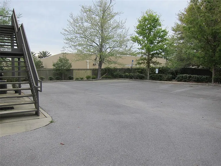 2602 SW 87th Dr #201 — Photo 18