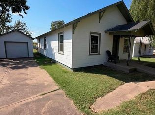 428 S Washington St, Ponca City, OK 74601