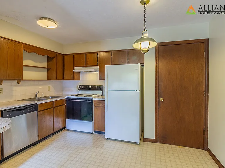Ninth St. 701 N. — Photo 18