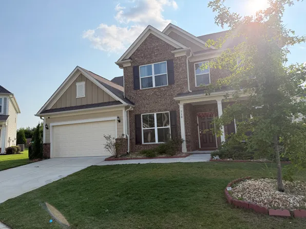 718 Fairway Dr, Acworth, GA 30101