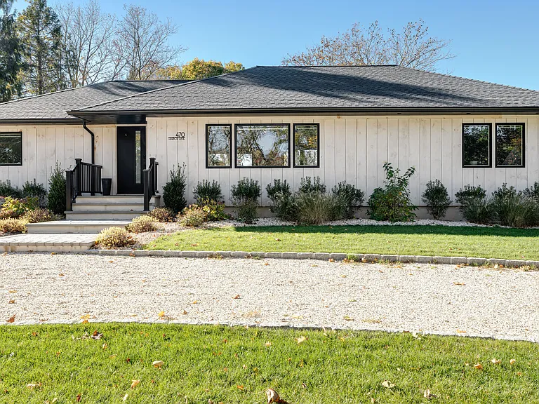 470 Harbor Ln — Photo 26