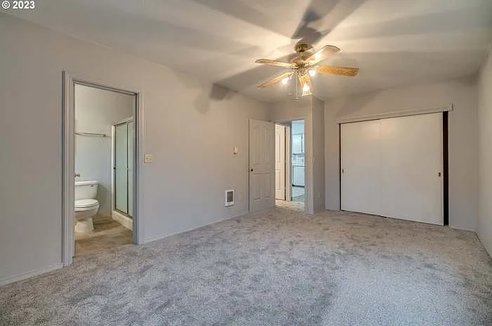 2825 Columbia Blvd — Photo 9