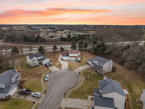 504 Wyndham Ridge Cir, Elizabethtown, KY 42701