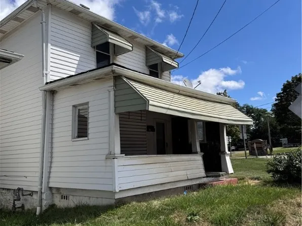 137 Sherman Ave, Vandergrift, PA 15690