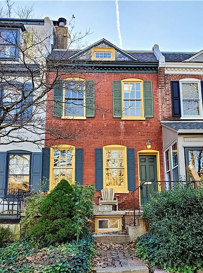 1st image of 1002 Wawaset St
