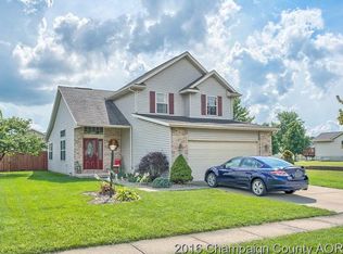 1107 Edgeview Dr, Mahomet, IL 61853