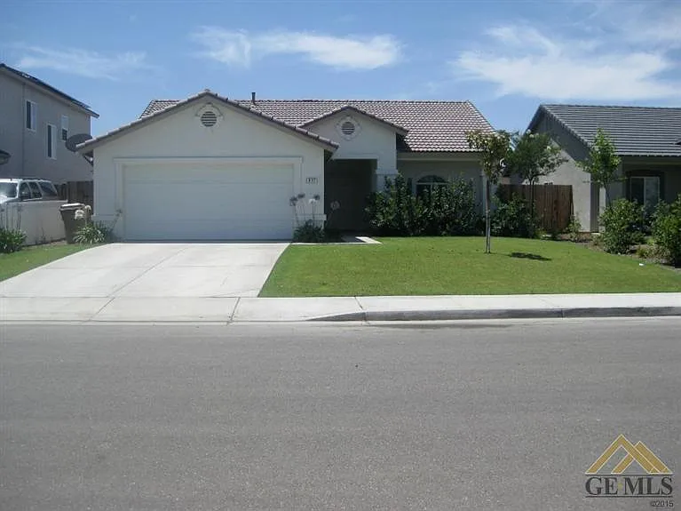 817 Bora Bora Ln photo 1