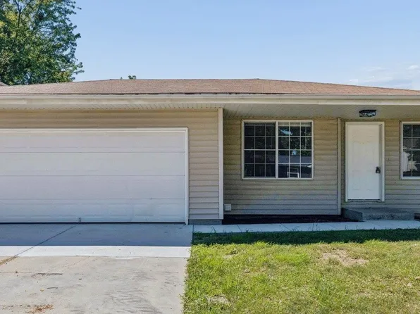 1731 SW 23rd St, Lincoln, NE 68522