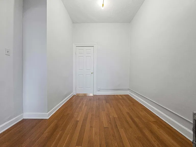 745 Park Ave #1D — Photo 9