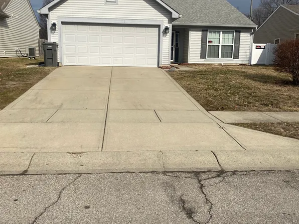 212 Meridian Gardens Ln, Indianapolis, IN 46217