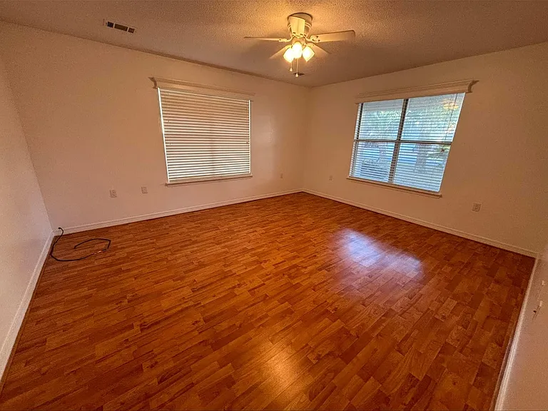 5587 Mobile Ave #1 — Photo 10