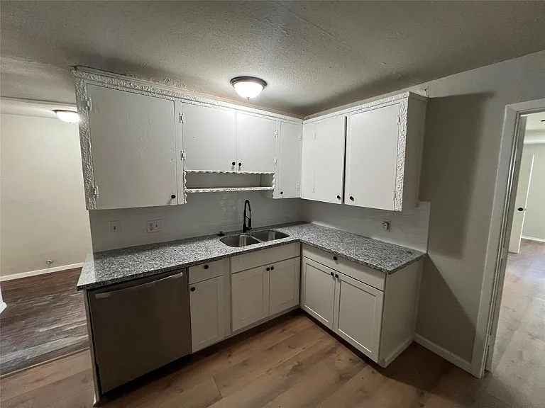 3006 Dacca Dr — Photo 6