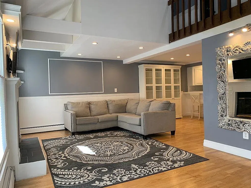 2 bed, 1.5 bath, 1236 sqft, $2,625 — Photo 1