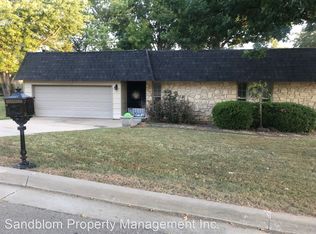 5547 E 61st Pl UNIT 1, Tulsa, OK 74136
