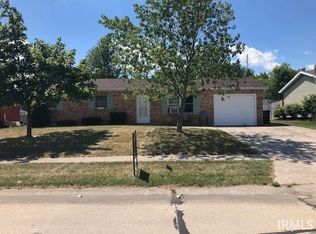 565 Meadow Ln, Waterloo, IN 46793