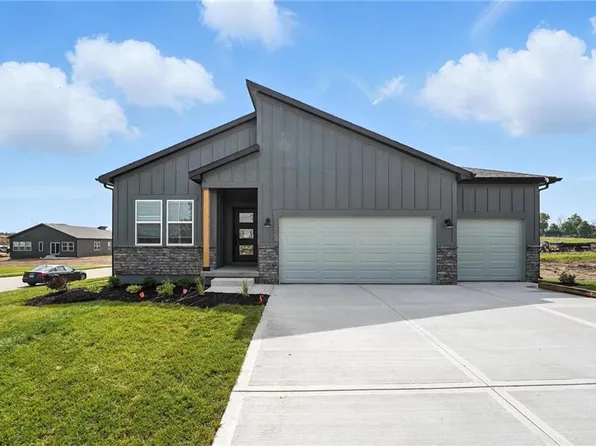 10523 N Jarboe St, Kansas City, MO 64155