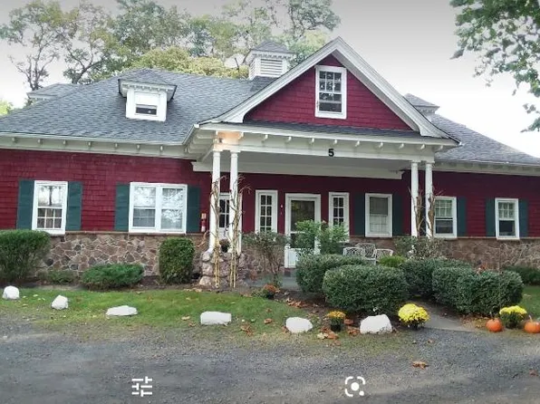 (undisclosed Address), Highland Mills, NY 10930