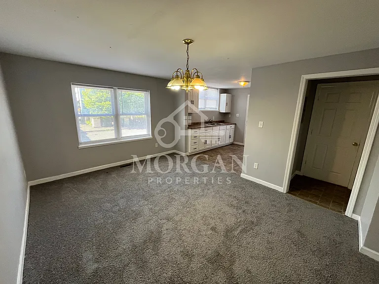 1317 Main St #A — Photo 2