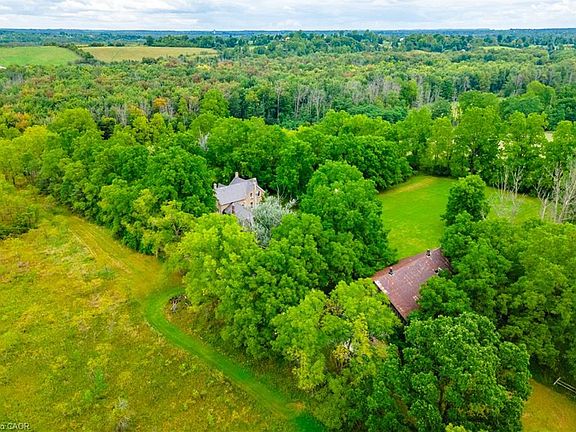 3rd image of 1172 8th Concession Rd W
