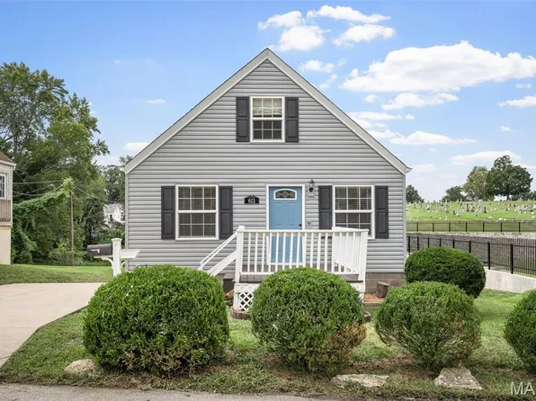 613 Schaefer Pl, Saint Charles, MO 63301