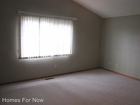 5th image of 17508 5 Oaks Dr