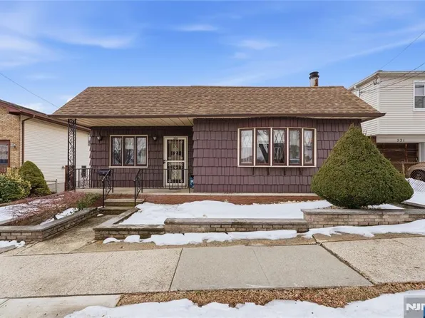 229 Centre Ave, Secaucus, NJ 07094