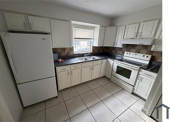 3rd image of 4911 Temple Heights Rd APT A