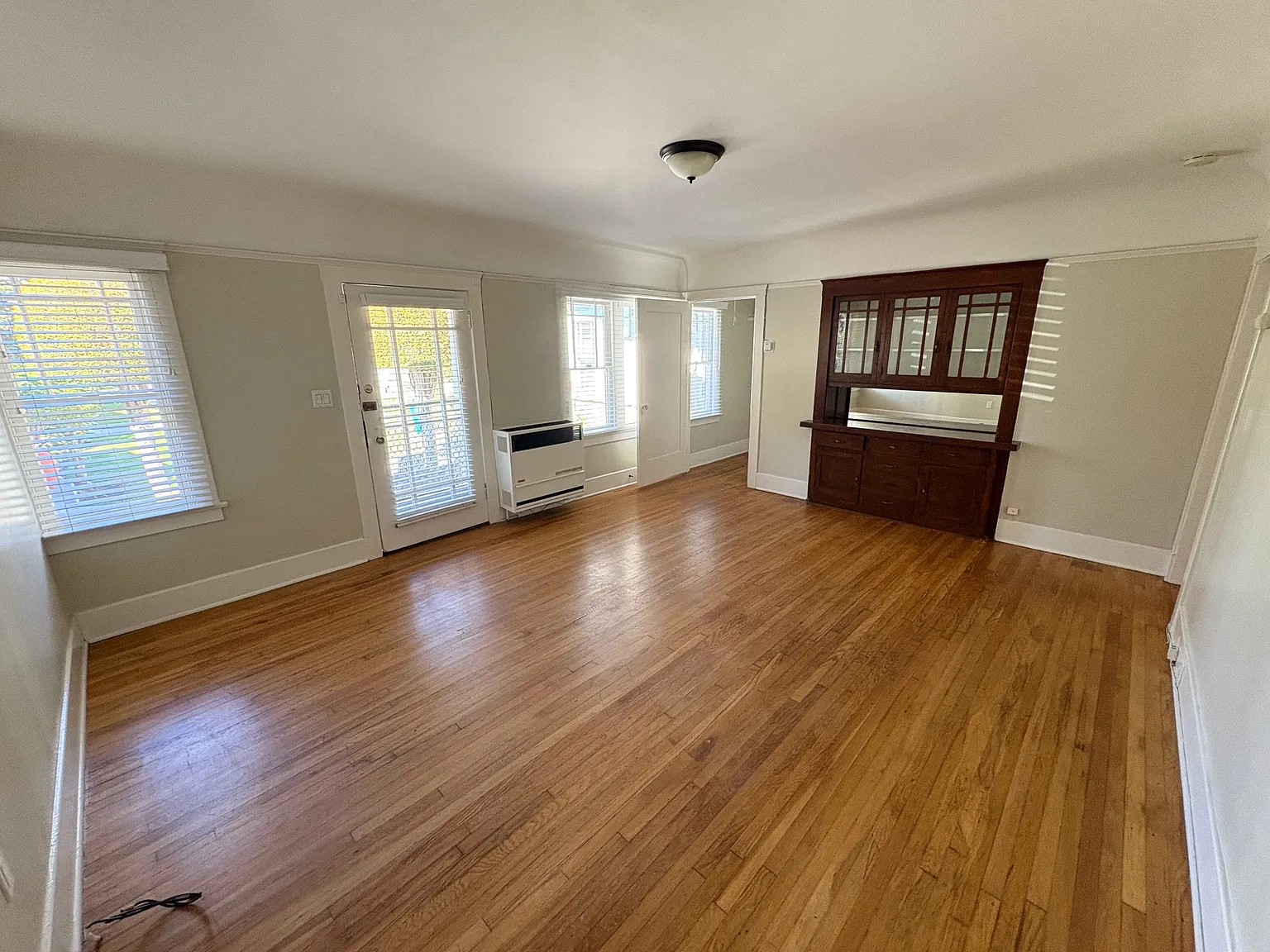 1 bed, 550 sqft, $2,595 — Photo 4