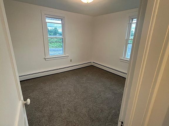 4th image of 301 E McKinley St