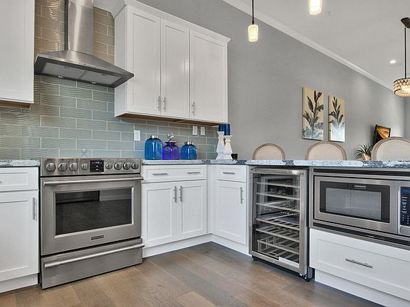3rd image of 4438 N 27th St Unit 15