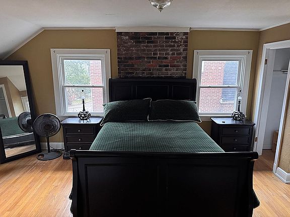 2nd image of 1007 Holly Dr