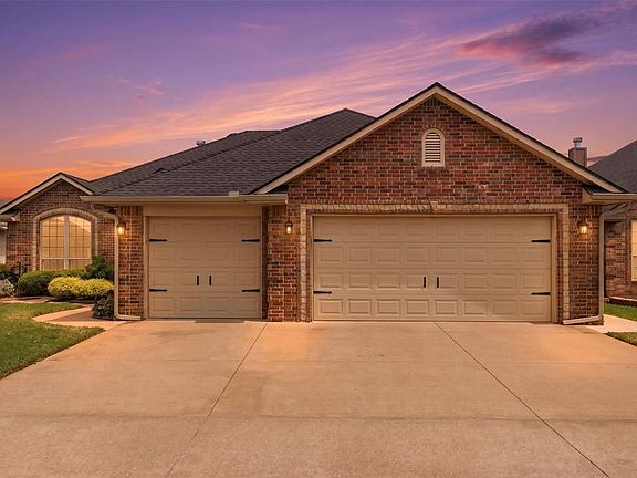 2nd image of 9012 Lolly Ln