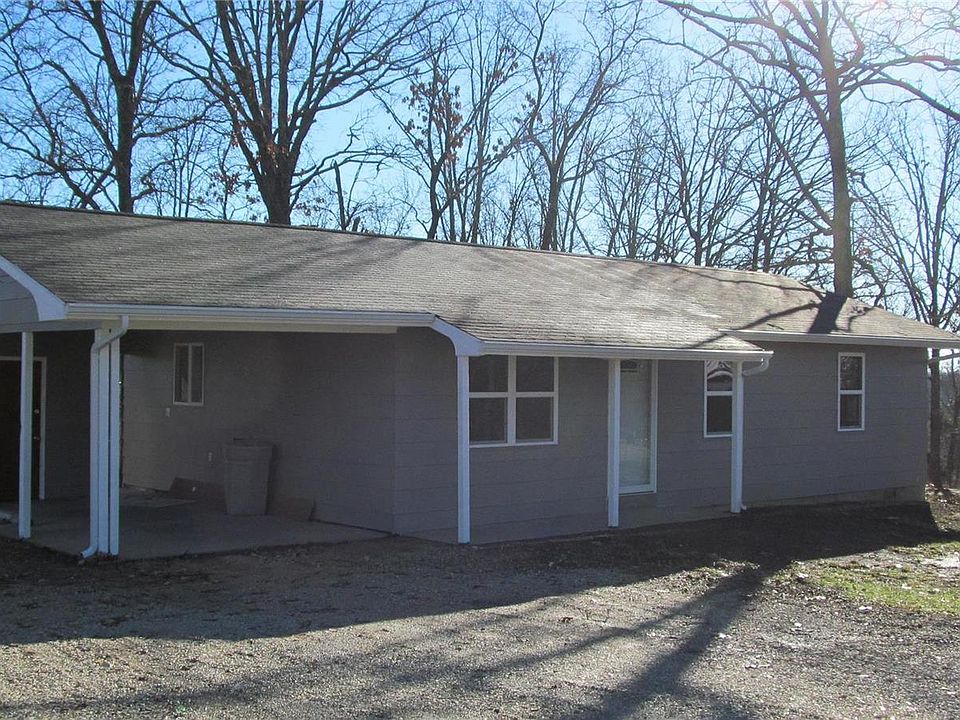 1st image of 158 Lakewood Cir