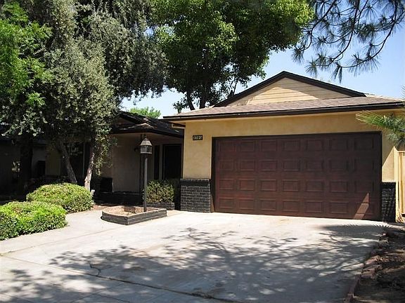 2nd image of 2780 W Acacia Ave