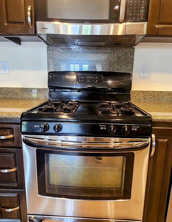 1st image of 1138 Glenville Dr #B89235cdc