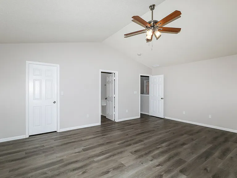 4204 Dunedin Ct — Photo 10