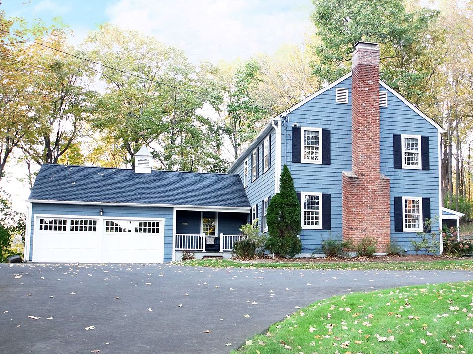 25 Lantern Drive