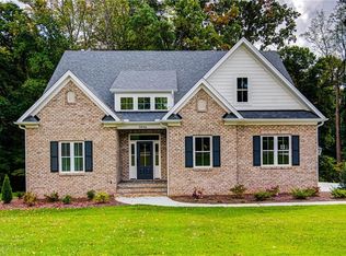 5036 Mountain View Rd, Winston Salem, NC 27104