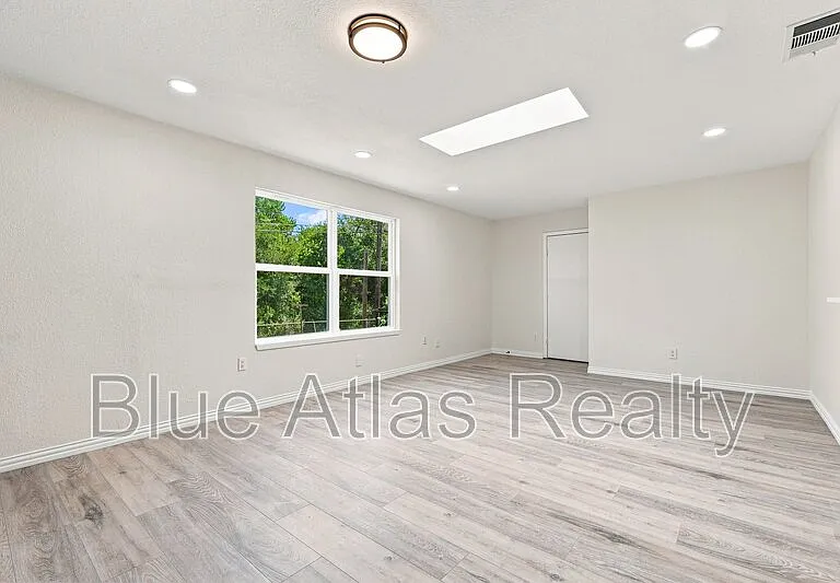 6008 Golden Gate Dr — Photo 12