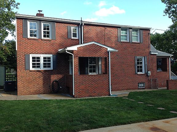 5th image of 3101 W 5th St