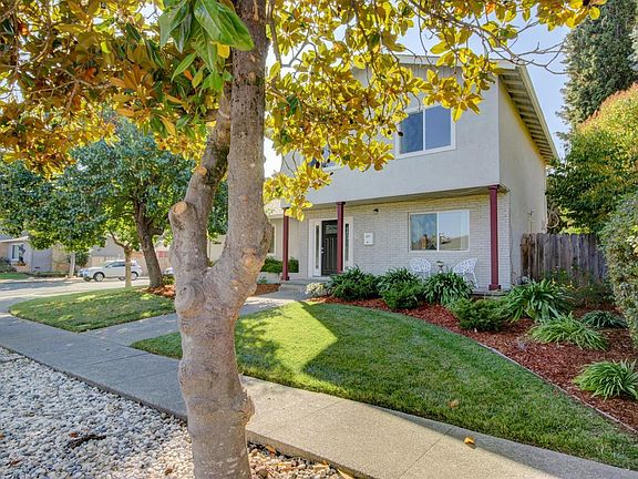 3rd image of 4257 Plass Dr