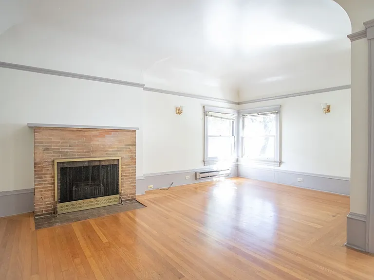 2267 Hearst Avenue — Photo 2