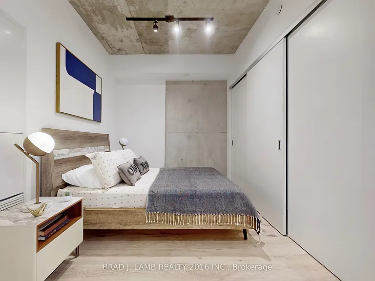55 Ontario St #718 — Photo 12