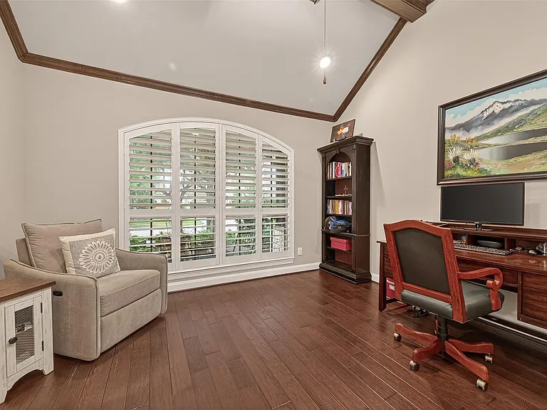 3835 Dortmund Dr — Photo 6