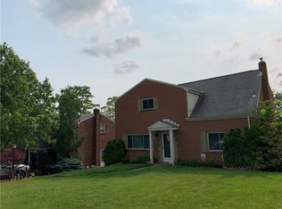 341 Orchard Spring Rd, Pittsburgh, PA 15220