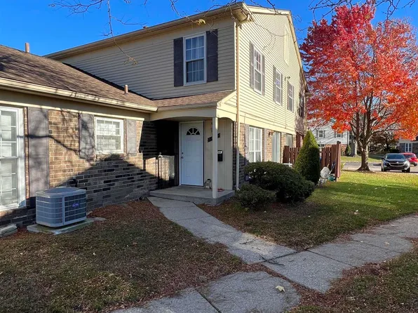 34229 Garfield Cir, Fraser, MI 48026