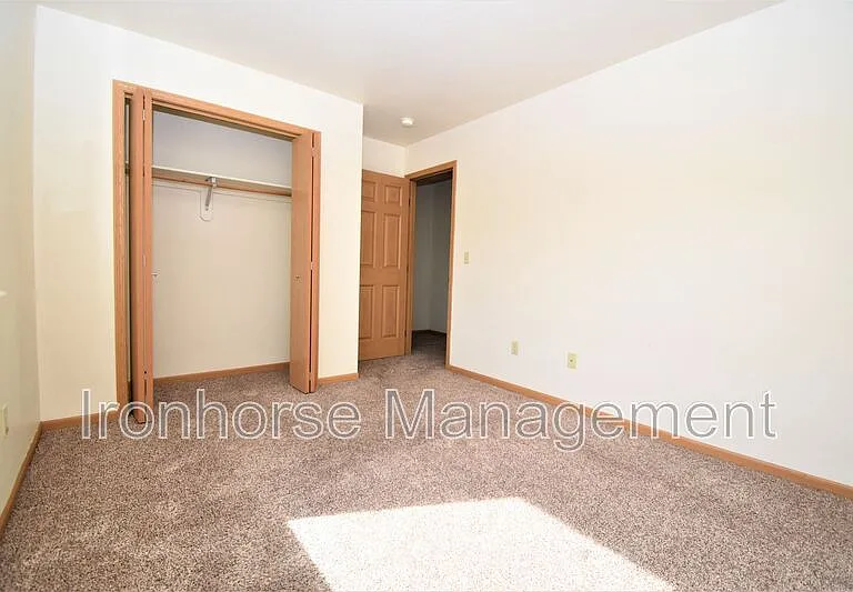 2431 Wheeler Dr #C — Photo 13
